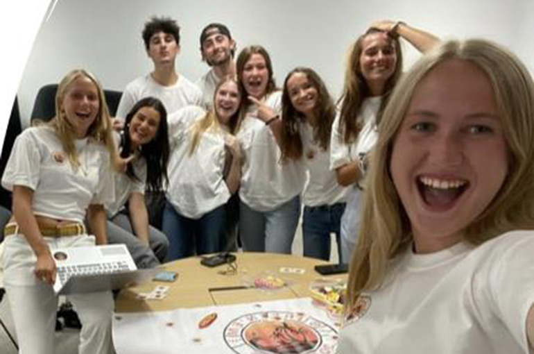 Membres de l'association Surfin'EM 2024-2025