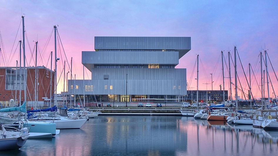 Le Havre Campus on evening